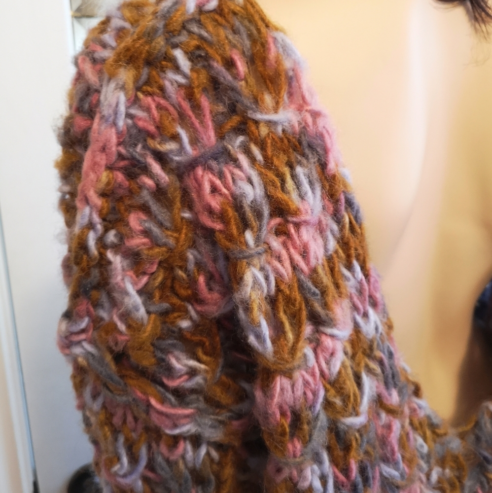 Wool sweater - Picture 4 of 11